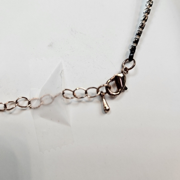 Rose Pink Crystal Pendant Necklace - Picture 5 of 10